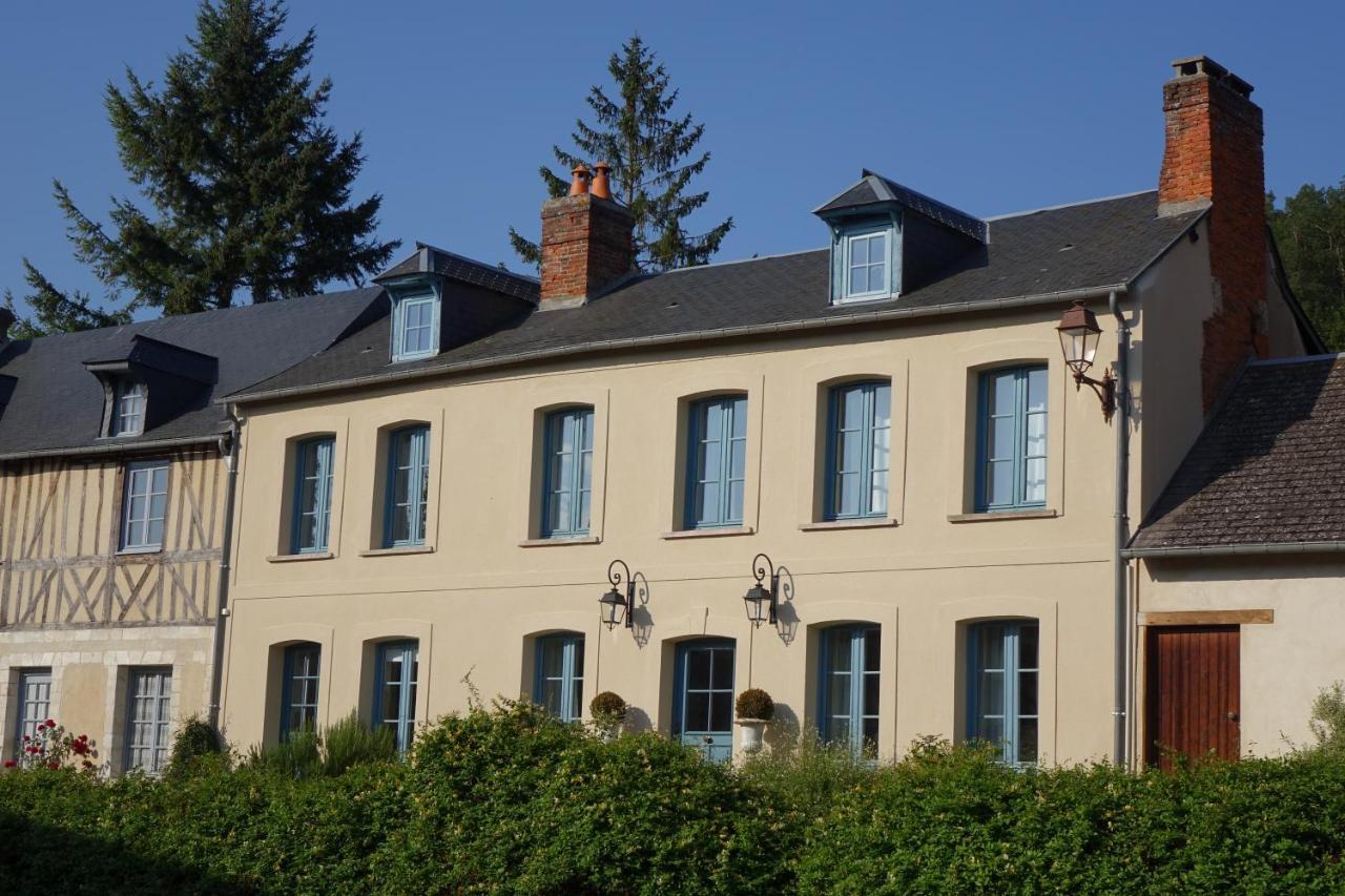 Les Chambres De La Tour Le Bec-Hellouin Bagian luar foto